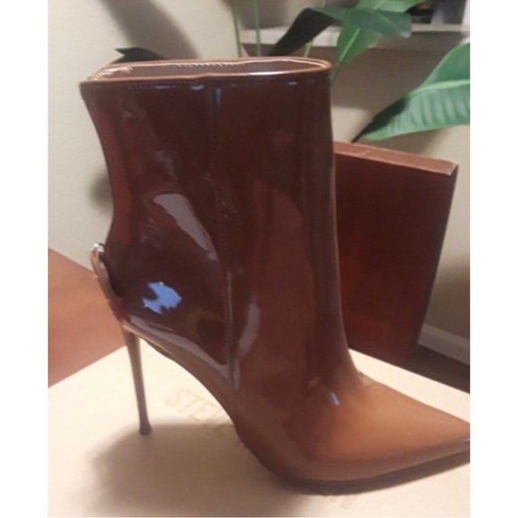 Steve Madden Shoes - Steve Madden Valiant Patent Calf Brown Boots